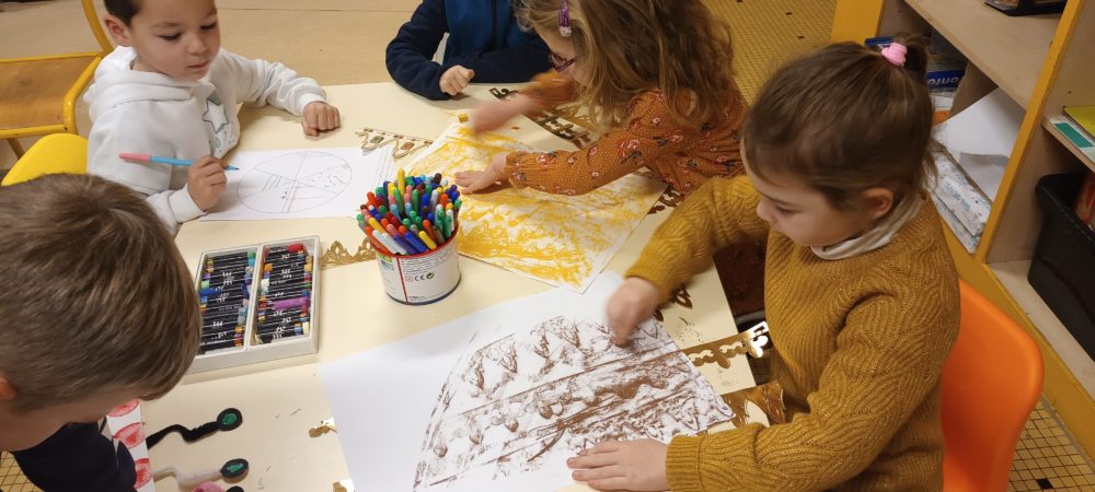 projet maternelle janvier : Ah, Ah, voilà le roi !